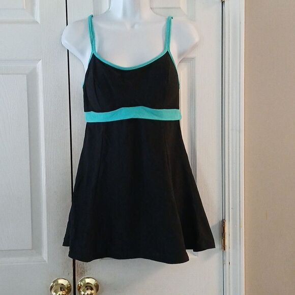 Black and turquoise skirted swim suit bathing suit Sz 12 NWOT - Picture 1 of 7